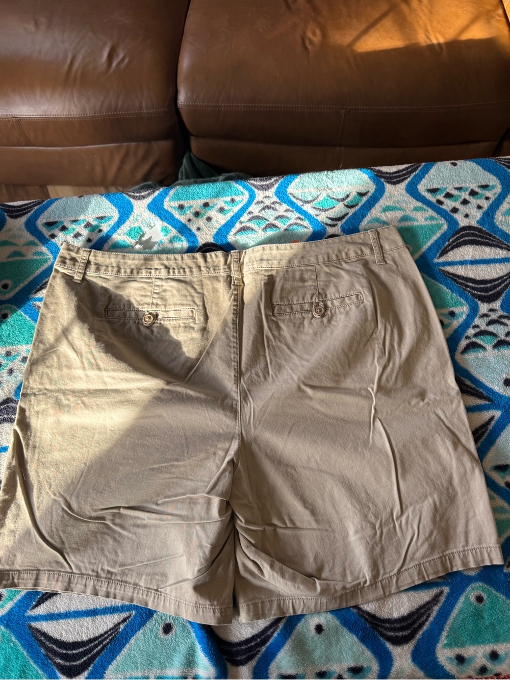St. John’s bay Classic Women's Khaki Shorts - Picture 3 of 3